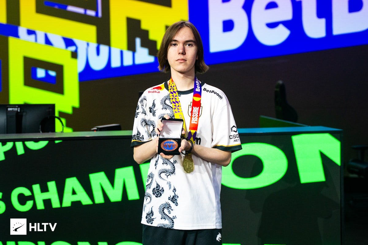 教练席同样 教练席同样